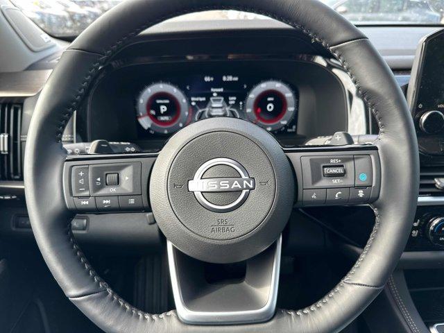 Photo of 2025 Gun Metallic Nissan Pathfinder