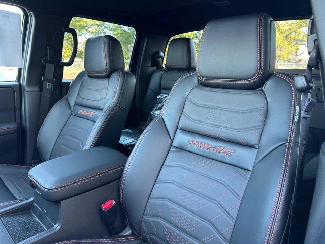 Photo of 2025 Black Nissan Frontier