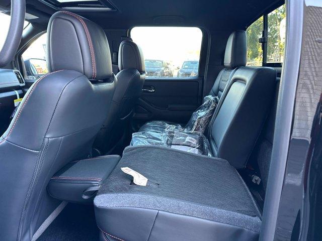 Photo of 2025 Black Nissan Frontier