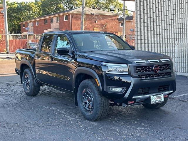 Photo of 2025 Black Nissan Frontier