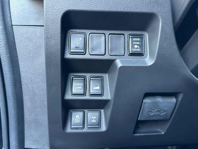 Photo of 2025 Black Nissan Frontier