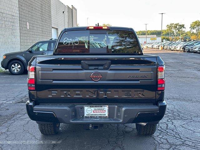 Photo of 2025 Black Nissan Frontier