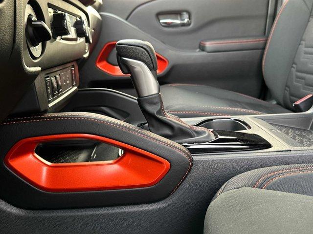 Photo of 2025 Black Nissan Frontier