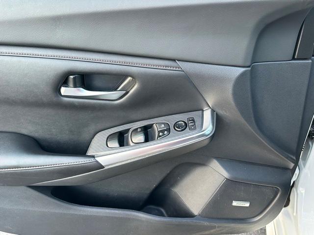 Photo of 2023 Aspen White Nissan Sentra