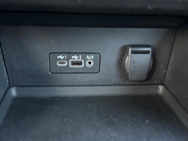 Photo of 2023 Aspen White Nissan Sentra