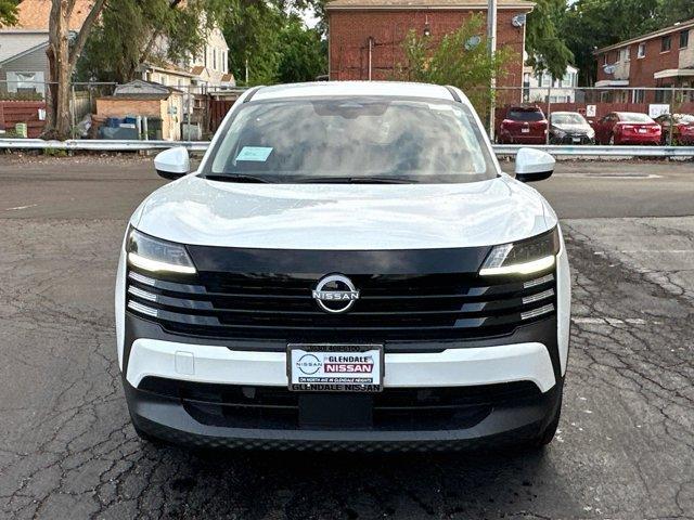 Photo of 2025 Aspen White Tri Nissan Kicks