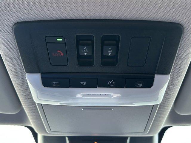 Photo of 2022 Scarlet Ember Nissan Rogue