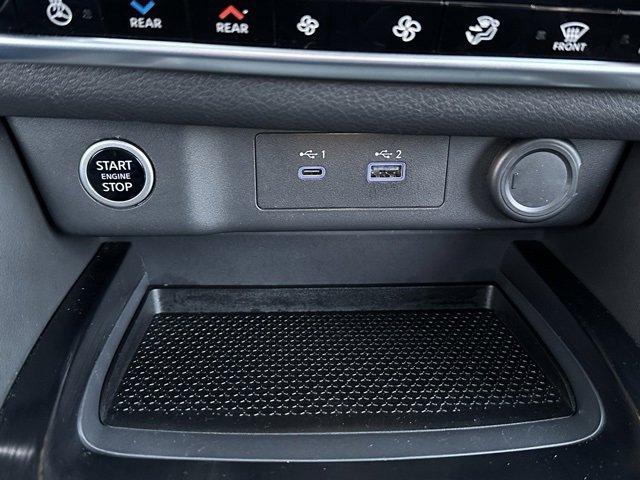 Photo of 2022 Scarlet Ember Nissan Rogue
