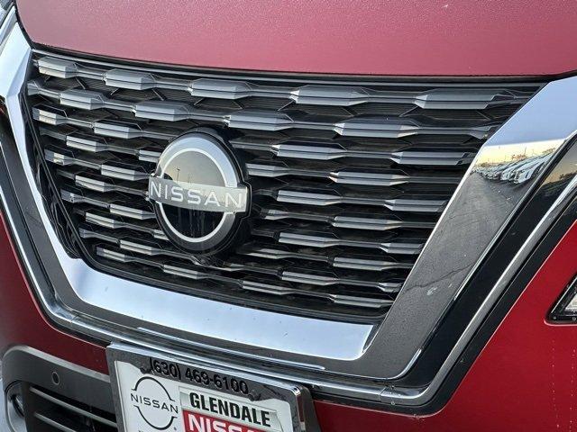 Photo of 2022 Scarlet Ember Nissan Rogue