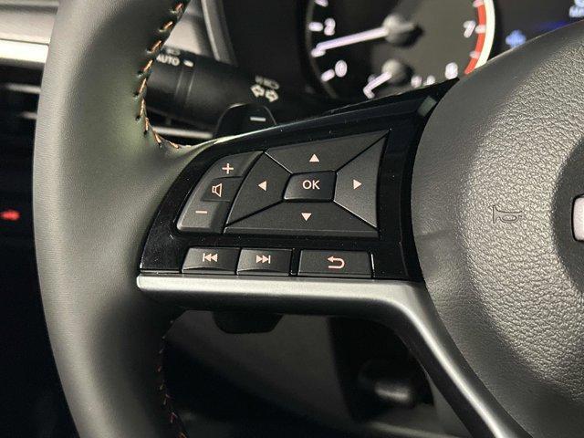 Photo of 2025 White Nissan Altima
