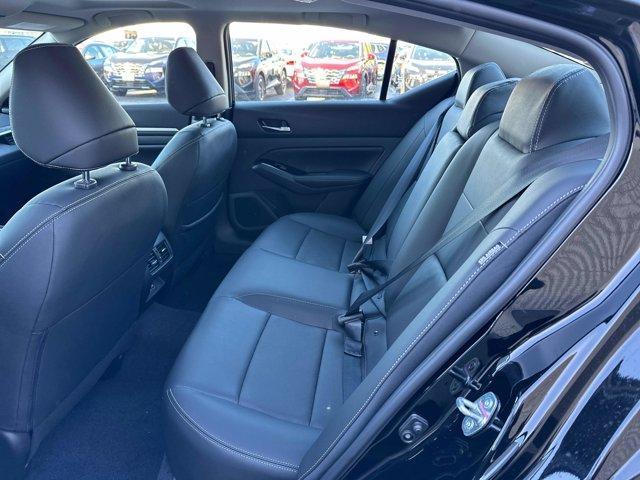 Photo of 2025 Black Nissan Altima