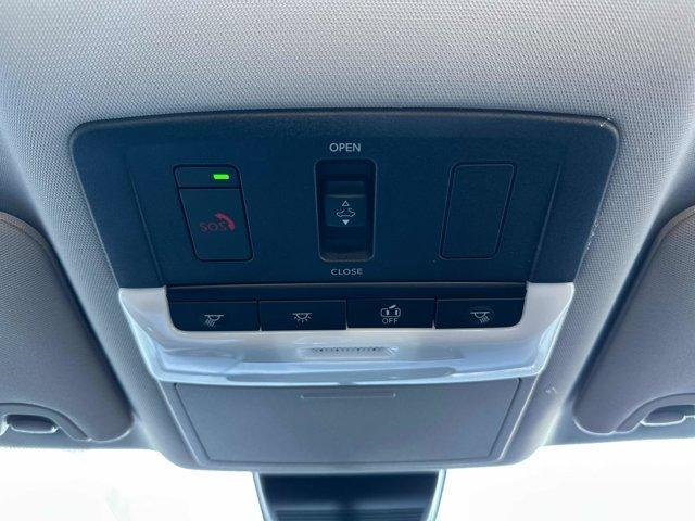 Photo of 2025 Black Nissan Altima