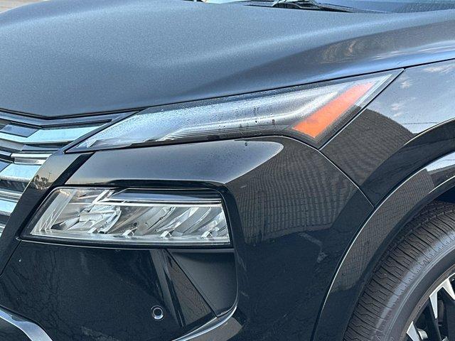 Photo of 2026 Black Nissan Rogue