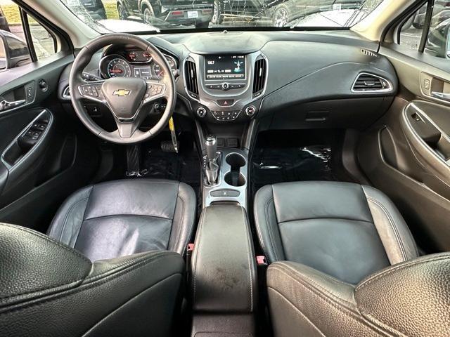 Photo of 2016 Blue Ray Metallic Chevrolet Cruze