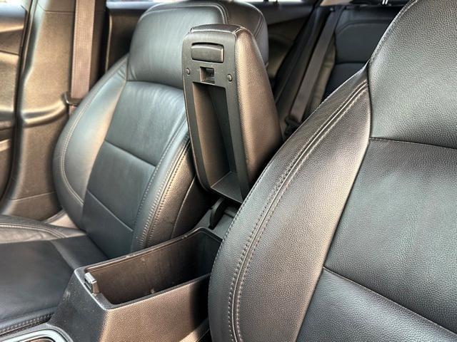 Photo of 2016 Blue Ray Metallic Chevrolet Cruze