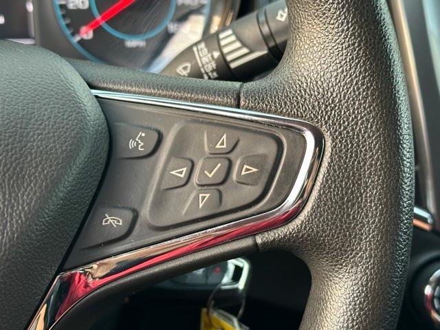Photo of 2016 Blue Ray Metallic Chevrolet Cruze