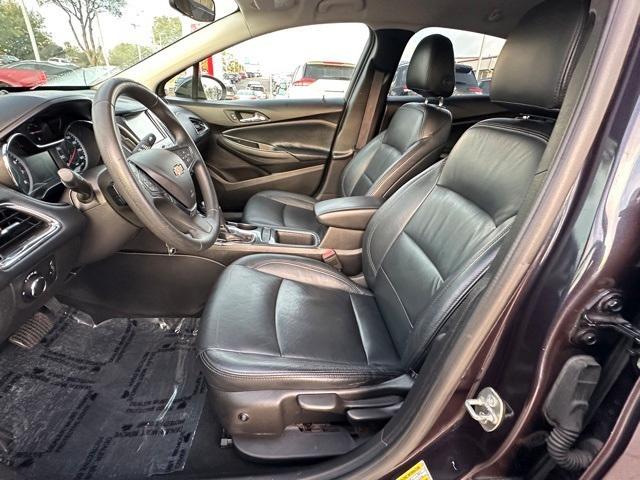 Photo of 2016 Blue Ray Metallic Chevrolet Cruze