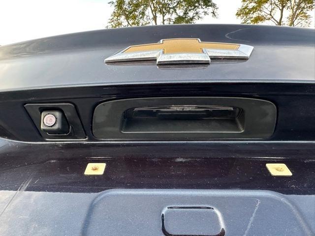 Photo of 2016 Blue Ray Metallic Chevrolet Cruze