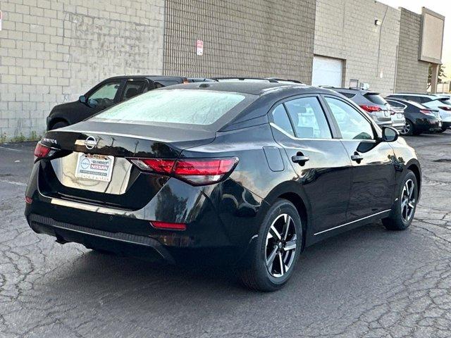 Photo of 2025 Black Nissan Sentra