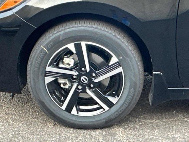 Photo of 2025 Black Nissan Sentra