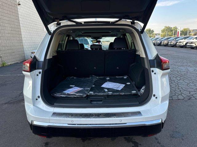 Photo of 2026 Everest White P Nissan Rogue