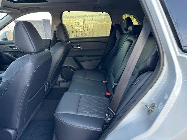 Photo of 2026 Everest White P Nissan Rogue