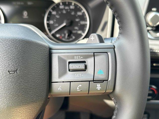 Photo of 2025 Black Nissan Rogue