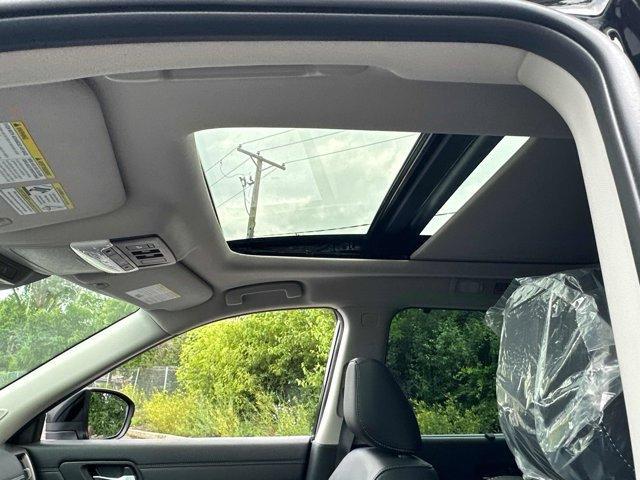 Photo of 2025 Black Nissan Pathfinder