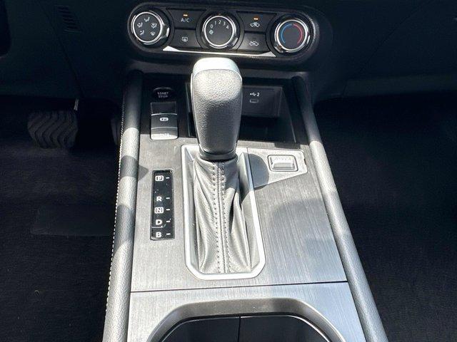Photo of 2025 Scarlet Ember T Nissan Kicks