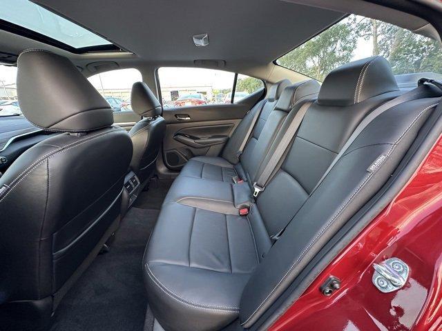 Photo of 2022 Scarlet Ember Nissan Altima