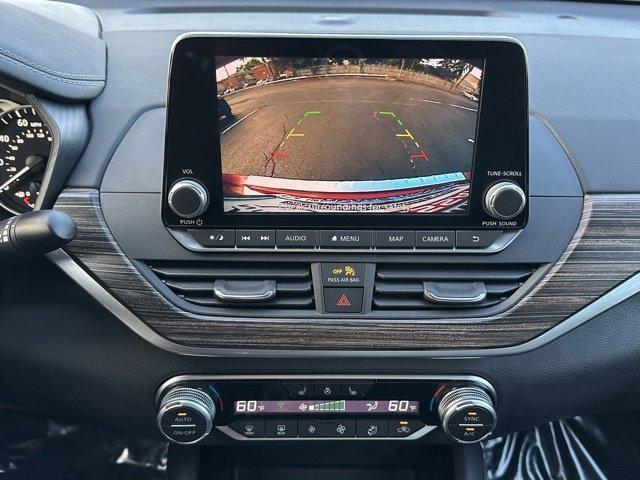 Photo of 2022 Scarlet Ember Nissan Altima