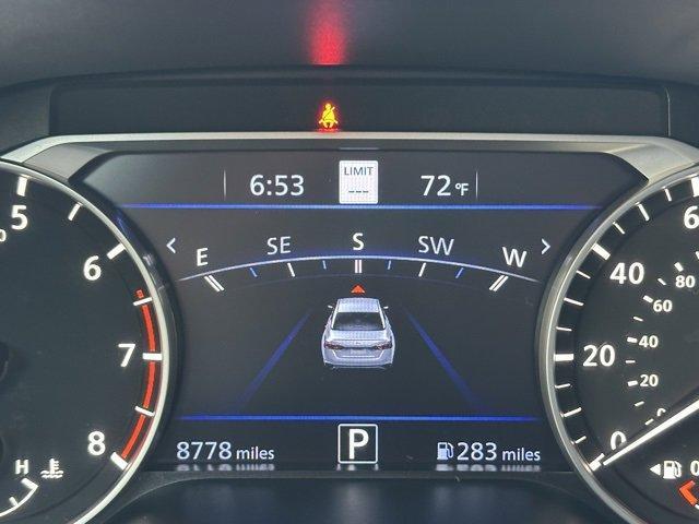 Photo of 2022 Scarlet Ember Nissan Altima