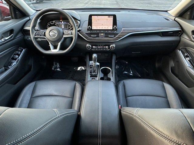 Photo of 2022 Scarlet Ember Nissan Altima