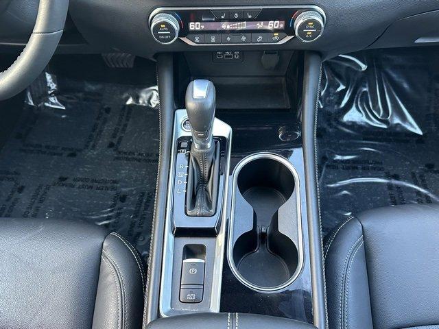 Photo of 2022 Scarlet Ember Nissan Altima