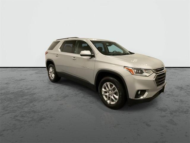 Photo of 2021 Gray Chevrolet Traverse