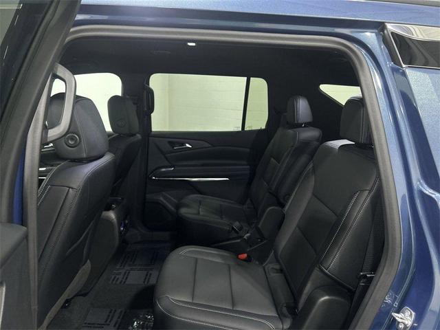 Photo of 2024 Blue Chevrolet Traverse
