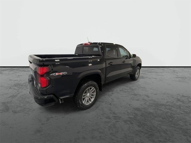Photo of 2025 Black Chevrolet Colorado