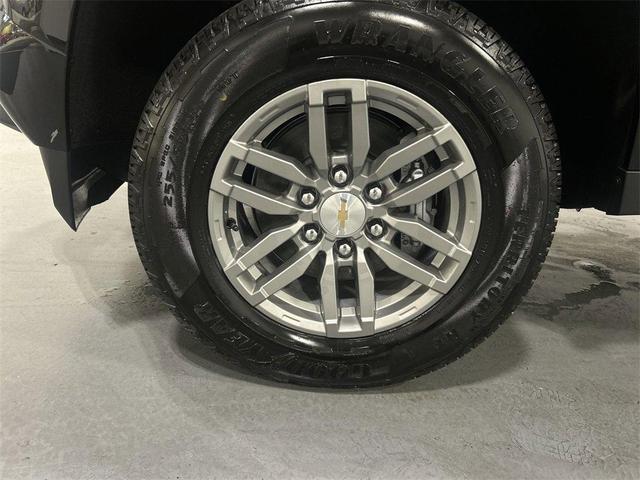 Photo of 2025 Black Chevrolet Colorado