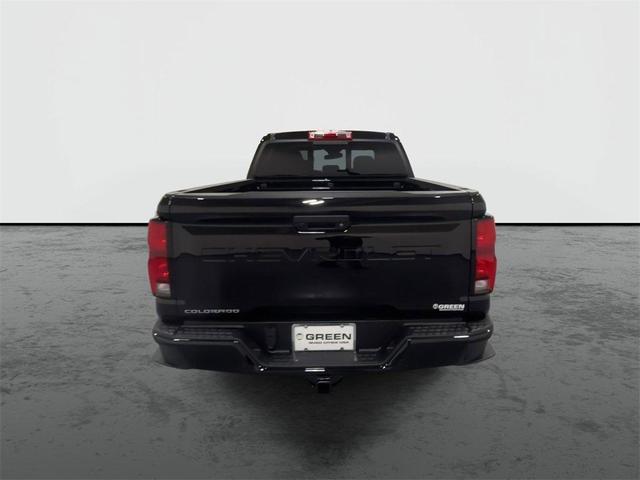 Photo of 2025 Black Chevrolet Colorado
