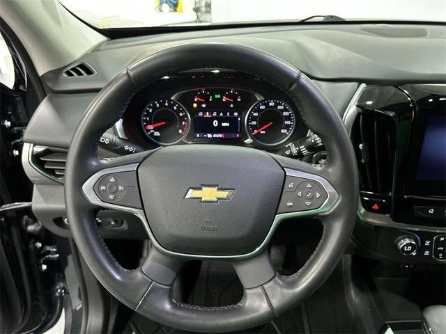 Photo of 2021 Gray Chevrolet Traverse