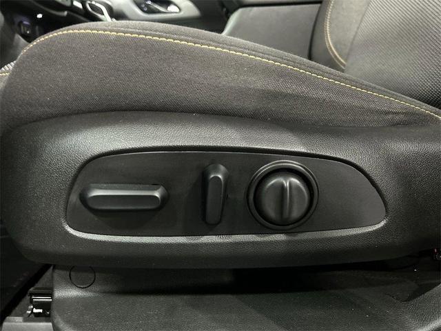Photo of 2021 Gray Chevrolet Traverse