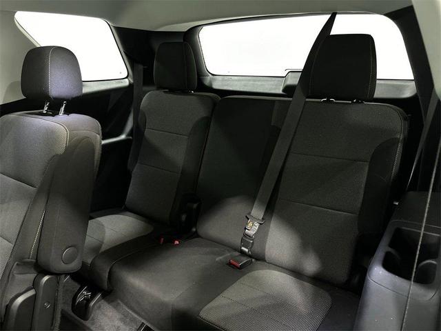 Photo of 2021 Gray Chevrolet Traverse