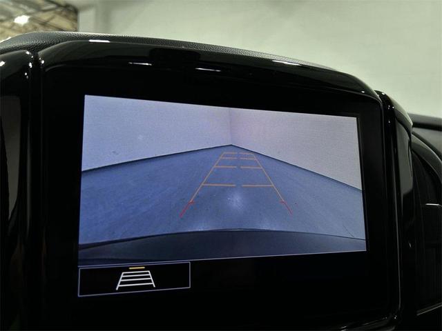 Photo of 2021 Gray Chevrolet Traverse