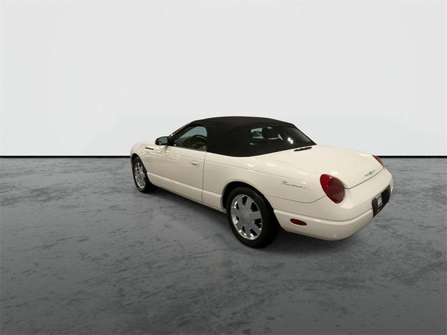 Photo of 2002 White Ford Thunderbird