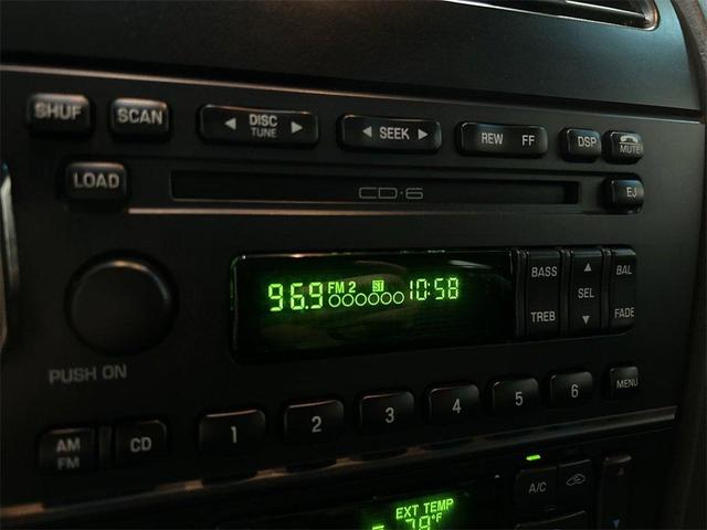 Photo of 2002 White Ford Thunderbird