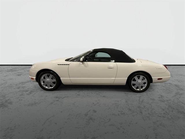 Photo of 2002 White Ford Thunderbird