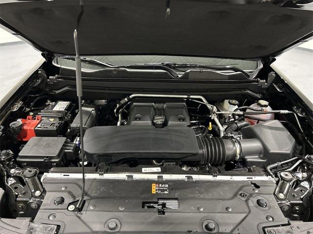 Photo of 2025 Black Chevrolet Colorado