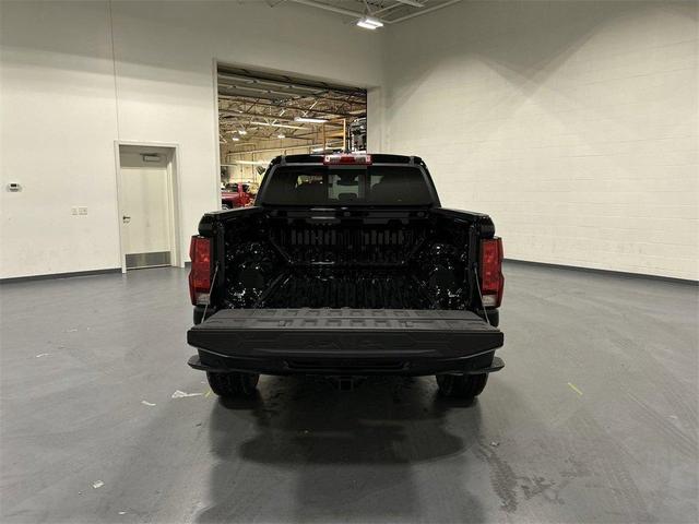 Photo of 2025 Black Chevrolet Colorado