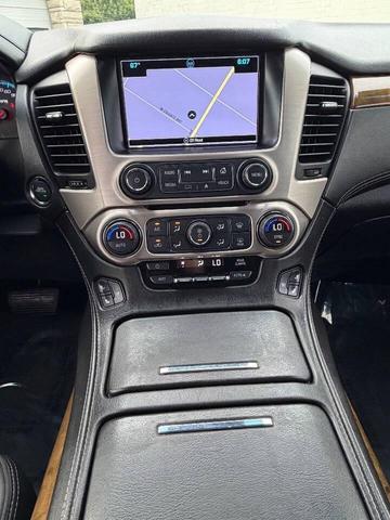 Photo of 2017 Onyx Black GMC Yukon XL