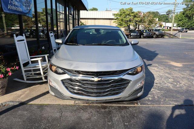 Photo of 2019 Silver Ice Metallic Chevrolet Malibu